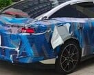 第三代比亚迪汉的伪装原型车,由比亚迪粉丝社区“迪芬之家”拍摄