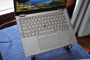 ThinkPad X13 Yoga G4风暴灰：1.5毫米键盘