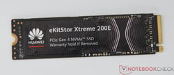 华为 eKitStor Xtreme 200E，配备 1 TB 存储空间