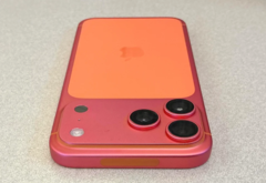橙色 iPhone 17 Pro Max 变成粉红色