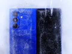 一位 YouTuber 冻结了Galaxy Z Fold7，以了解这款智能手机的坚固程度。(图片来源：Gupta Information Systems）