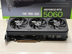 RTX 5060。(图片来源：Sebastian Badev via Notebookcheck） 