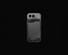 据报道,iPhone Air 2 将配备一块容量超过 3,500 mAh 的电池。