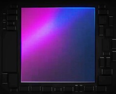 iPhone 17 系列和 iPhone Air 是目前唯一采用方形传感器的智能手机。