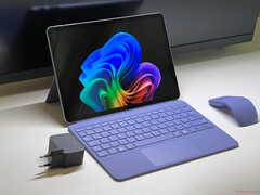 微软 Surface Pro 12（图片来源：Notebookcheck）