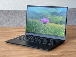 Tuxedo Pulse 14 Gen3 评论。测试设备由 Tuxedo Computers 提供。