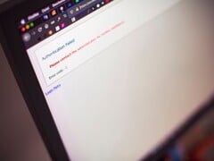 登录失败后,笔记本电脑屏幕显示“认证失败”错误。