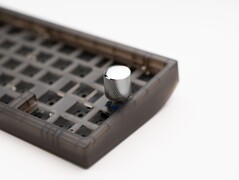 空箱上的 CannonKeys Photon 旋钮