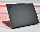 Ryzen 9 CPU 让这款联想 ThinkPad 脱颖而出：在所有 14 英寸 ThinkPad 笔记本电脑中，紧凑型移动工作站的 CPU 性能最高，如图所示：联想ThinkPad P14s AMD 6代（图片来源：Benjamin Herzig）