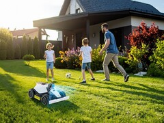Mammotion Luba mini 全轮驱动激光雷达机器人割草机即将推出。(图片来源：Mammotion）