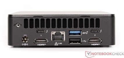 背面：电源端口，2个USB 4（C型），1个USB 3.2，1个USB 2.0，2.5G网络，2个HDMI 2.1。