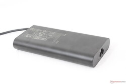 240 瓦 USB-C 交流适配器