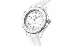 欧米茄海马 300 Milano Cortina 2026 版（图片来源：欧米茄）