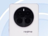 泄露的 "Realme GT5 Pro "大头照。(来源：TENAA）