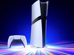 置于垂直支架上的索尼PlayStation 5 Pro游戏主机,配有DualSense手柄