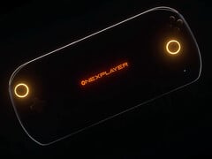 OneXFly Apex 是迄今为止发布的第三款 AMD Strix Halo 游戏掌机。(图片来源：One-Netbook）