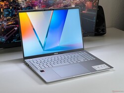 Vivobook S16 是一款经济实惠的办公笔记本电脑