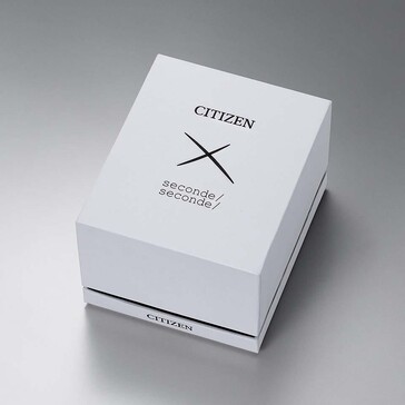 以武士刀留下的刀痕为特色的定制包装