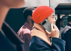 Pixel 9 Pro 只能使用带有兼容保护套的 MagSafe 配件。(图片来源:谷歌)