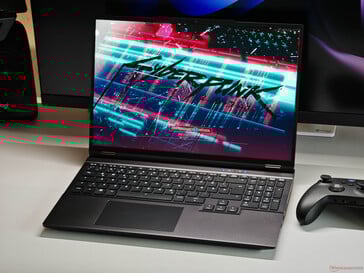 XMG Core 16 M25（图片来源：Notebookcheck）