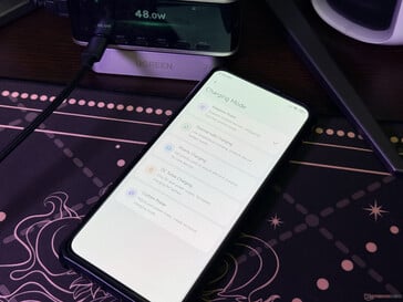 可通过应用程序切换充电模式