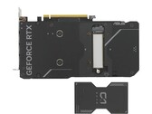 固态硬盘可轻松安装在 GPU 背面（图片来源：华硕）