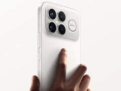 红米 K90 Pro Max 在 Giztop 上的起售价为 699 美元。图为：手机宣传图。(图片来源：小米）