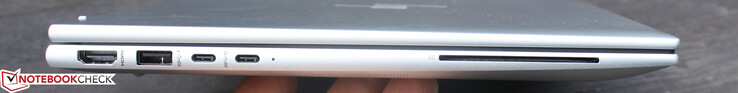 左边：HDMI 2.0，带充电功能的USB Type-A 5 Gbit/s，带电源传输的2个USB4 Type-C 40 Gbit/s，DisplayPort 1.4