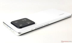 小米14 Pro可能与其前辈小米13 Pro的充电功能相匹配，如图。(图片来源：NotebookCheck)