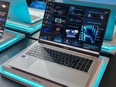 Geekom GeekBook X16 Pro 即将升级，搭载基于 Zen 5 架构的 AMD Gorgon Point APU。
