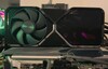 在测试台上安装 NvidiaGeForce RTX 4070 超级创始人版