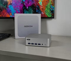 配备 AMD Ryzen AI 9 HX 470 的 Geekom A9 Max