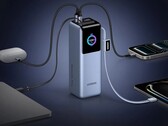 新款 Ugreen 25000mAh 移动电源，带连接线和显示屏