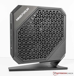 Minisforum海王星系列HX90G回顾：由Minisforum提供