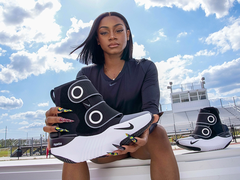 耐克和 Hyperice 合作推出的 Hyperboot 可改善血液流动和组织含氧量,加快运动恢复。(图片来源:耐克)