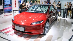 Model 3 高地版将配备自适应大灯(图片:特斯拉)
