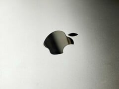 据报道，Apple 计划在 10 月举办两场重大发布活动。