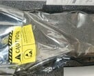 违规的 "RTX 5080 "GPU（图片来源：r/pcmasterrace/）。
