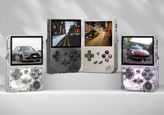 Anbernic 销售的 RG35XX 2024 有四种颜色和两种内存配置。(图片来源:Anbernic)