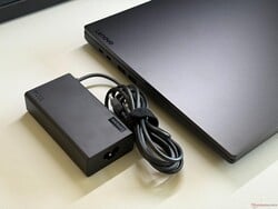 100 瓦 PSU