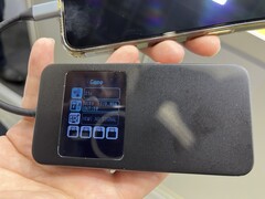 Wedellink 的新型 TC630 USB 集线器(图片来源:Andreas Sebayang/Notebookcheck.com)