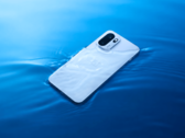 OnePlus Ace 6。