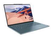新款Yoga Slim 7。(来源：联想)
