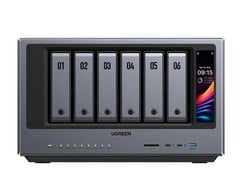 iDX6011 Pro 是一款功能强大的全新 NAS，具有人工智能功能和内置显示屏（图片来源：Ugreen）