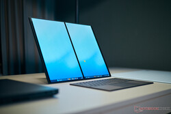 这样使用时（我们称之为桌面模式），新机器明显更加稳定。