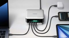 Ugreen Nexode Pro 300W 充电器