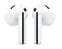 Galaxy Buds3 系列在很大程度上借鉴了其最大竞争对手的设计。(图片来源：Evan Blass）