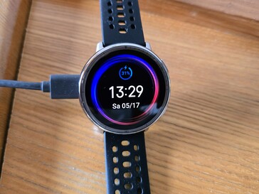 Amazfit Active2：充电