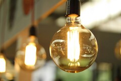 DARPA 实现了约 20% 的转换效率。参考图片。(图片来源：Pexels，Burak The Weekender）