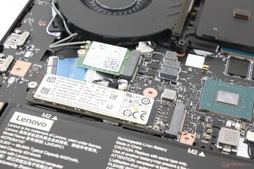 主 M.2 PCIe5 x4 2280 插槽